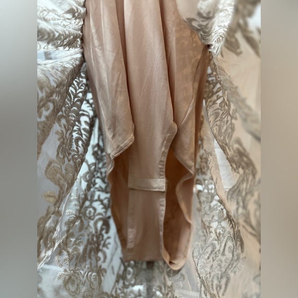 NWOT Olivaceous Sheer Lace Maxi Dress - Picture 8 of 15